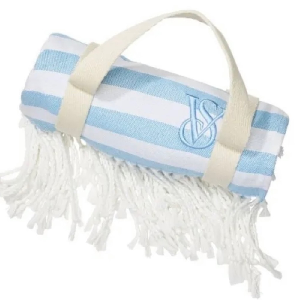 VS beach blanket